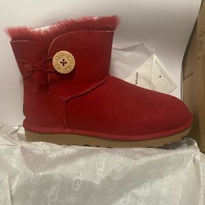 Ugg Mini Bailey Button II Boot